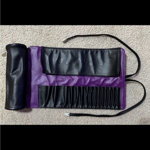 NWOT Younique Makeup Brush Case Roll Up Bag With Zipper Pouch & Tie-15 slots